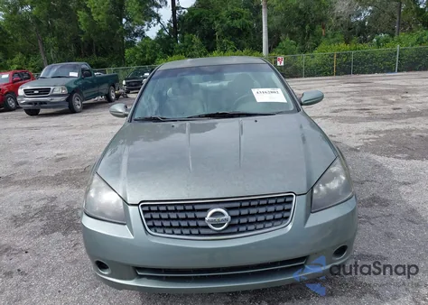 2006 Nissan Altima 2.5 S from USA, damaged, VIN 1N4AL11E96N415590